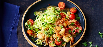 Zucchininudlar med räkor