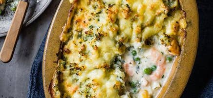Gratin de poisson avec purée de chou-fleur aux herbes
