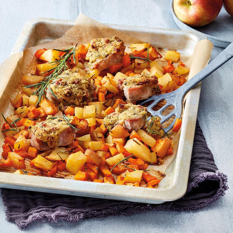 Gratinierte Schweinsfilets mit Apfel