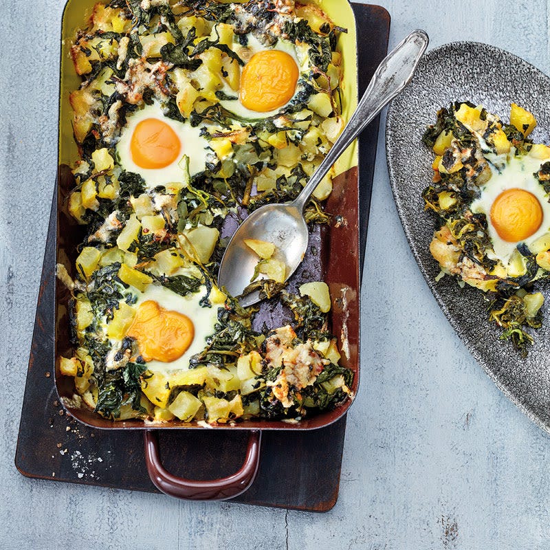 Kartoffel-Spinat-Gratin mit Spiegelei