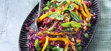 Quinoa-Thai-Salat mit Limettendressing