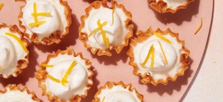 Easy lemon cheesecake cups