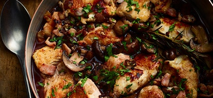 Coq au vin med potatismos