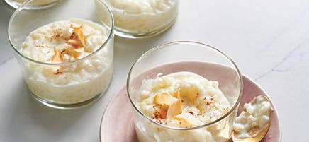 Pouding au riz à la cannelle et à la noix de coco