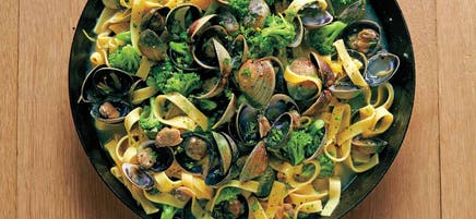 Tagliatelles aux palourdes et au brocoli