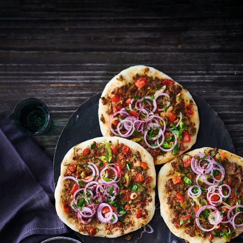 Turkse pizza (Lahmacun)