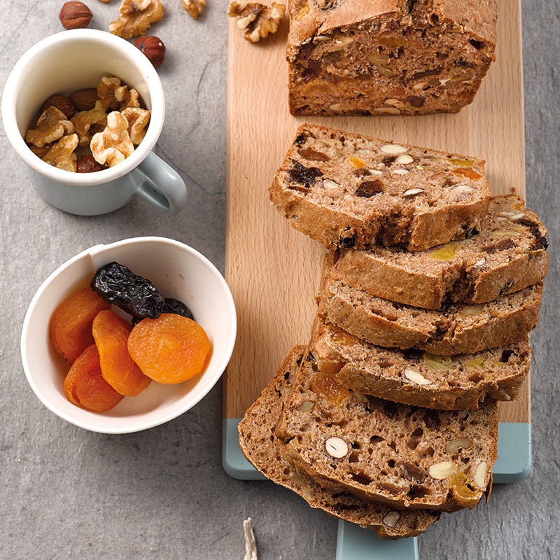 Nussbrot mit Trockenobst