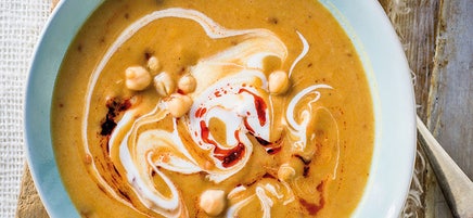 Linsen-Kichererbsen-Suppe mit Harissa