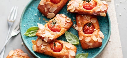 Financiers aux tomates cerises
