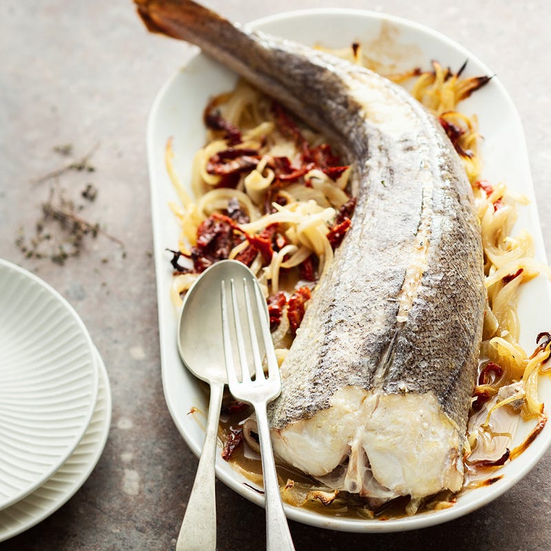 Rôti de merlu à la fondue d’oignons