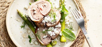 Agneau grillé, asperges et Sainte-Maure à la menthe