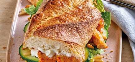 Caesar-Baguette mit Hähnchenstreifen