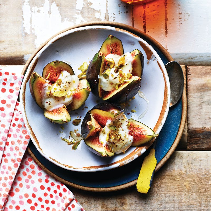 Photo of Baked figs with ricotta & pistachios by WW