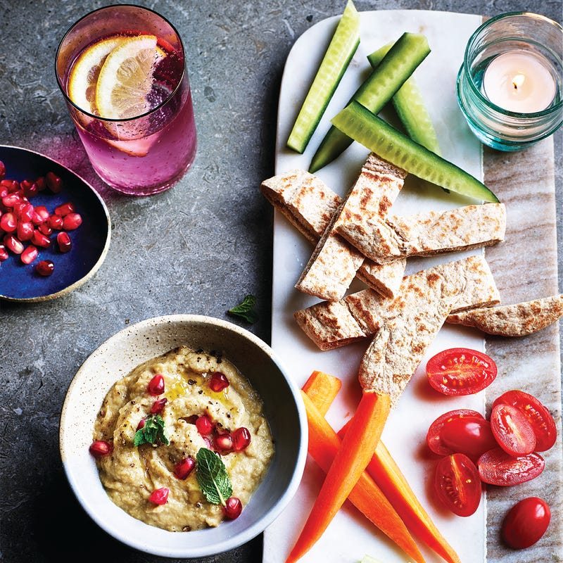 Photo of Baba ganoush with pitta & crudités by WW