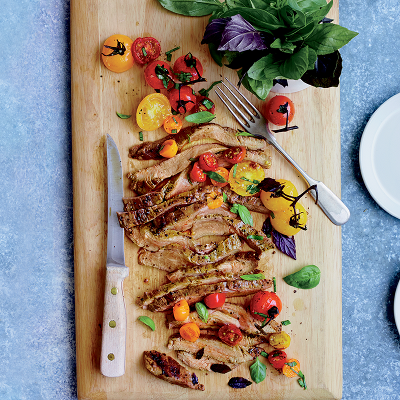 Flank steak with tomatoes and basil