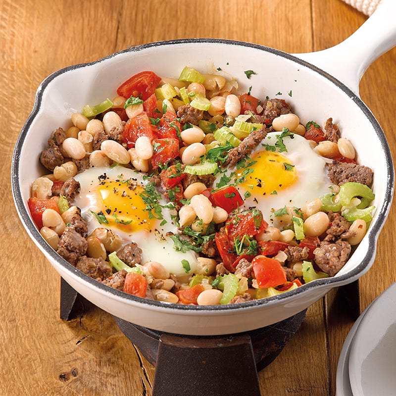 Eier-Bohnen-Pfanne mit Tatar