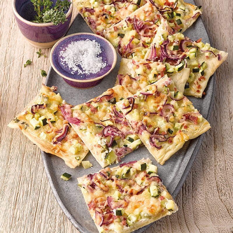 Flammkuchenhäppchen mit Schinken