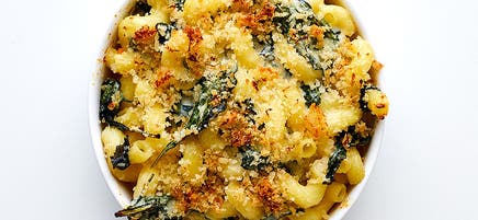 Baked pasta with goat cheese & baby kale