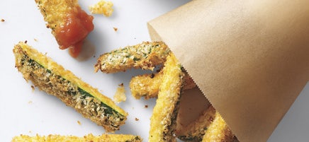 Air-fryer Parmesan-coated zucchini fries