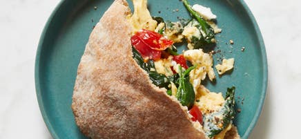 Greek-Style Breakfast Pitas