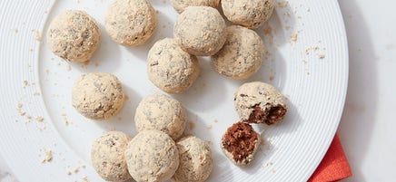 Chocolate-peanut butter no-bake protein bites