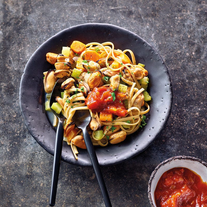 Miesmuscheln in Weisswein mit Tomatenkompott