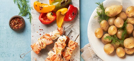Limemarinerade fiskspett med dill- och saffransaioli