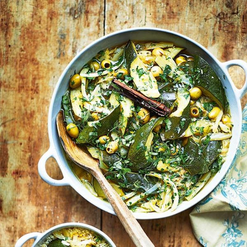 Photo de/du Tajine de légumes et semoule aux citrons confits par WW