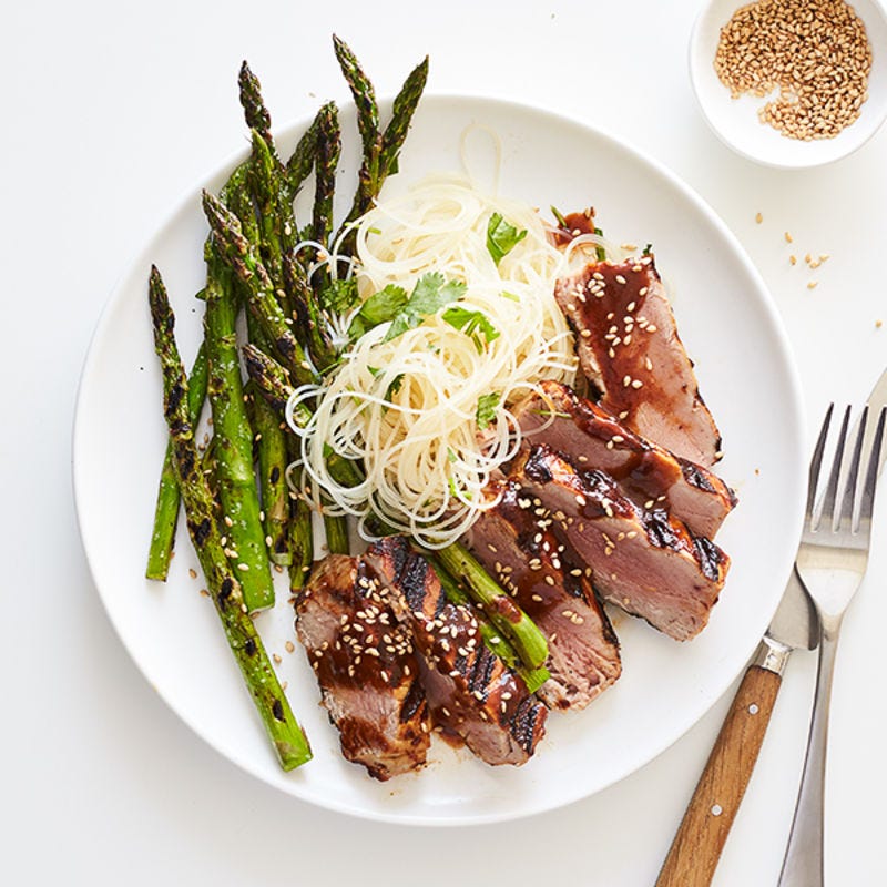 Photo of Hoisin-glazed tuna with asparagus & rice noodles by WW