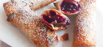 Rouleaux impériaux aux cerises à la friteuse à convection