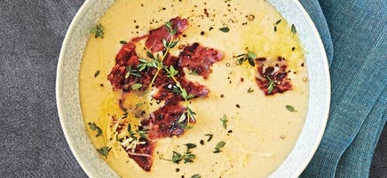Bisque de chou-fleur, pommes de terre et bacon Ă l'autocuiseur