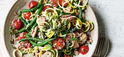 Tuna & courgette salad