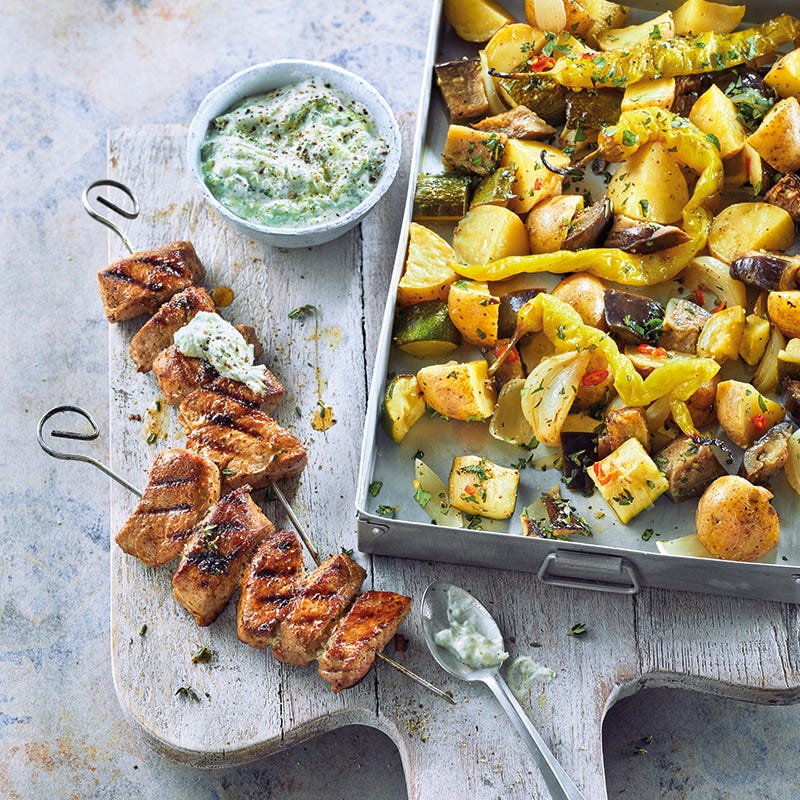 Foto van Kretense ovengroenten met souvlaki door WW