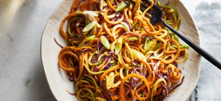 Peanut butter veggie noodles