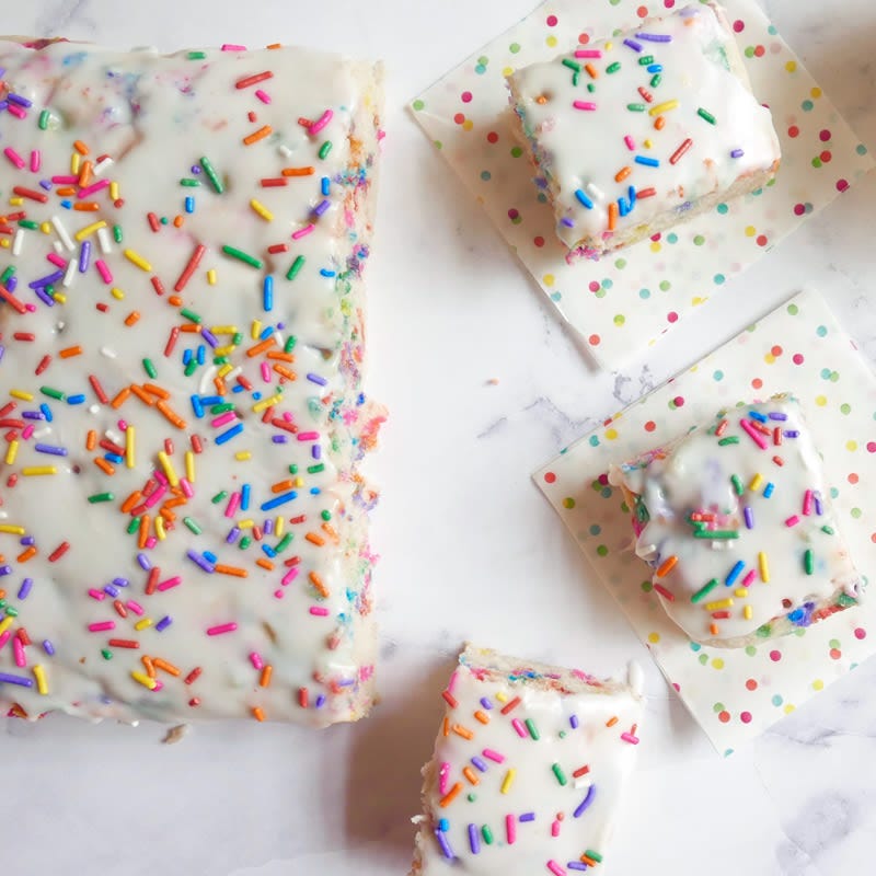 Photo de Petit gâteau multicolore végétalien et sans gluten par WW