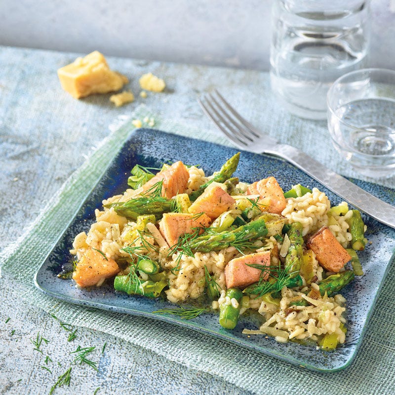 Spargelrisotto mit Lachs