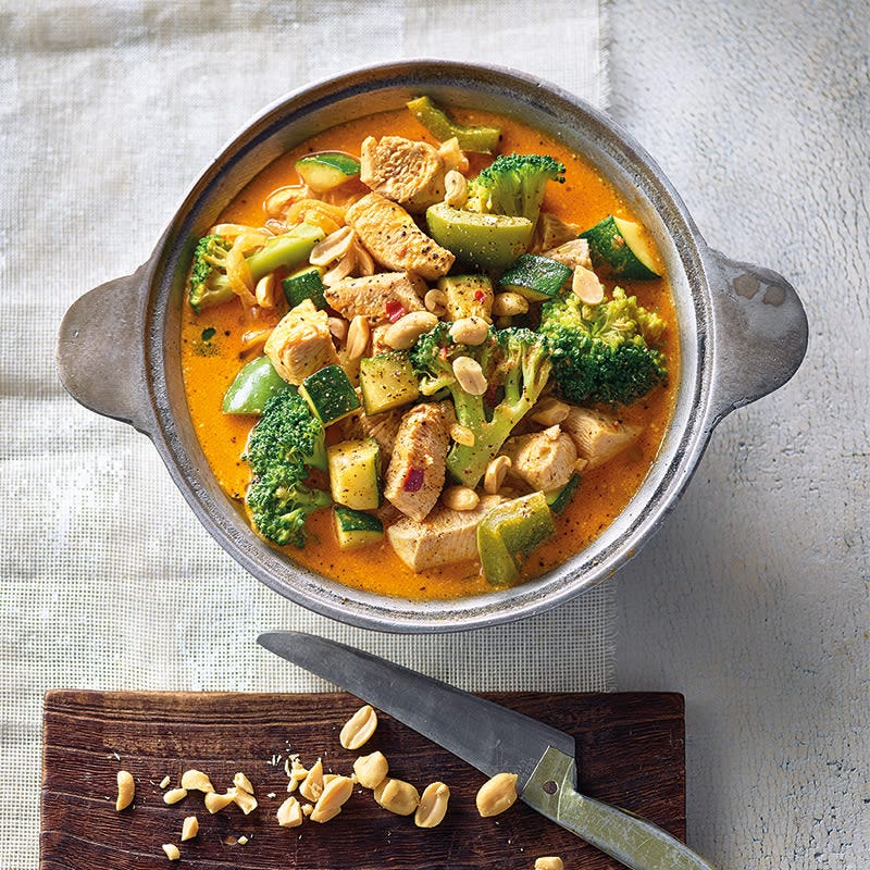 Massaman-Erdnuss-Curry mit Poulet