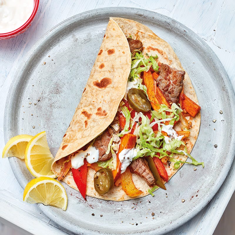 Steak-Fajitas vom Blech mit Süsskartoffel