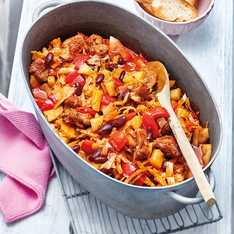 Mexikanischer Eintopf mit Schweinsfleisch