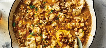 One-Skillet Cheesy Sausage, Rice & Cauliflower Casserole
