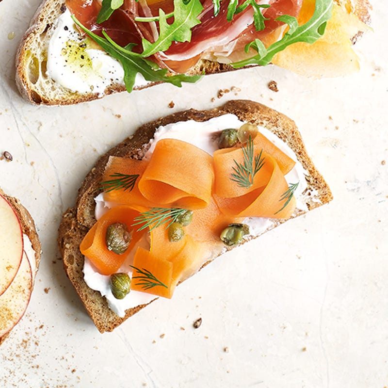 Photo of Vegan ‘salmon’ with cream cheese on toast by WW