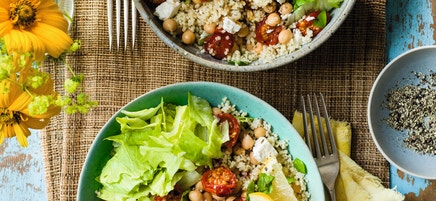 Salade de semoule aux tomates rôties et à la feta
