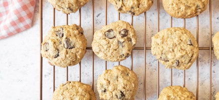 Chocolate Chip-Walnut Cookies