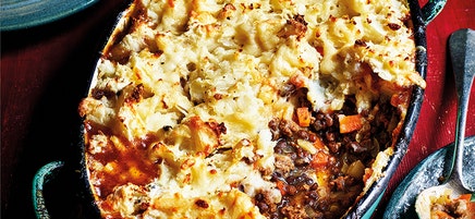 Quorn and lentil cottage pie