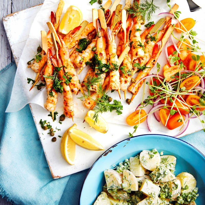 Foto van BBQ scampi's met kruidige aardappelsalade door WW