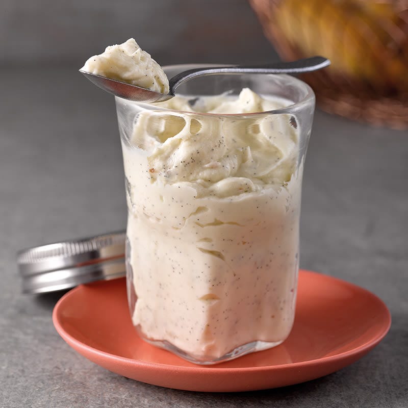 Weisse Schoko-Frischkäse-Creme