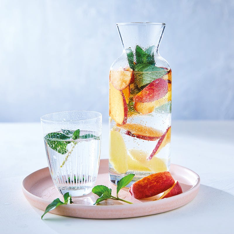 Pfirsich-Ingwer-Wasser