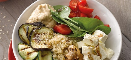Bowl de légumes grillés au houmous