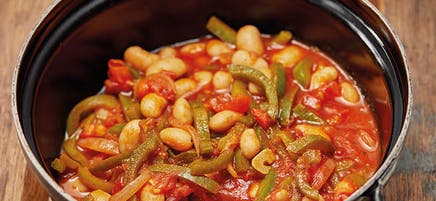 Ragoût de haricots, de poivrons et de tomates