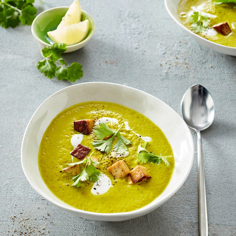 Schnelles Curry-Blumenkohl-Süppchen Rezept | WW Deutschland Schnelles Curry-Blumenkohl-Süppchen Rezept | WW Deutschland